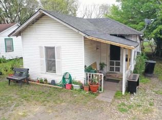 2219 Avenue B, Nederland, TX 77627