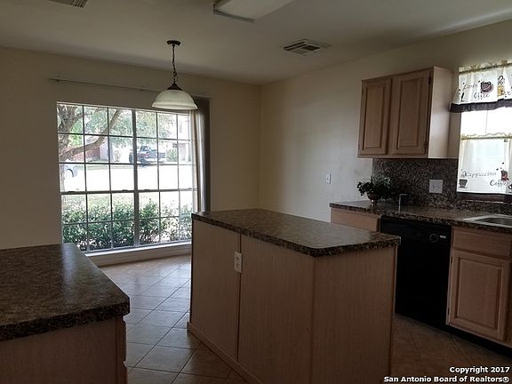 5th image of 5807 Bear Lake Dr