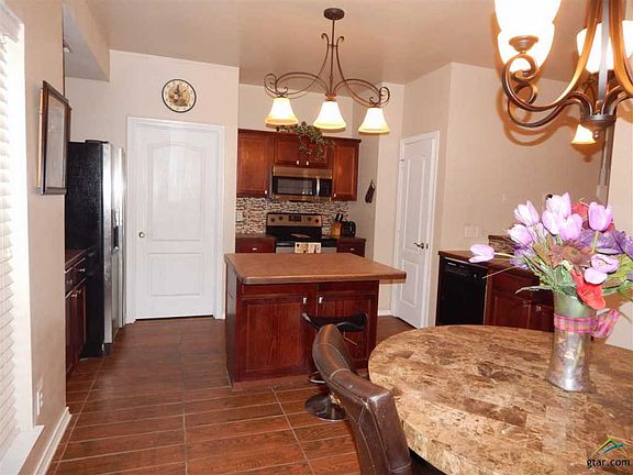 4th image of 5815 Palo Pinto Dr