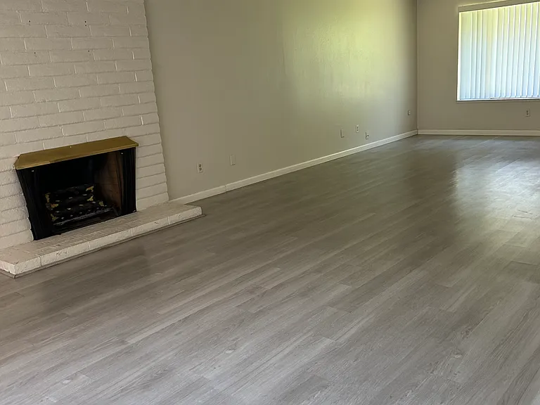 617 W Granger Ave #27 — Photo 10