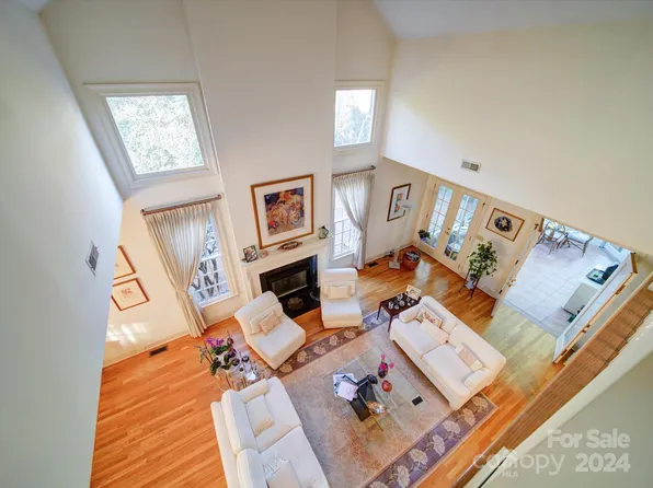 4414 Columbine Ct, Charlotte, NC 28226