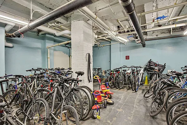 Rented by 9 Realty NYC | media 32