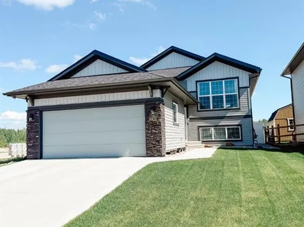 4431 W 53rd St, Rocky Mountain House, AB T4T 0C3