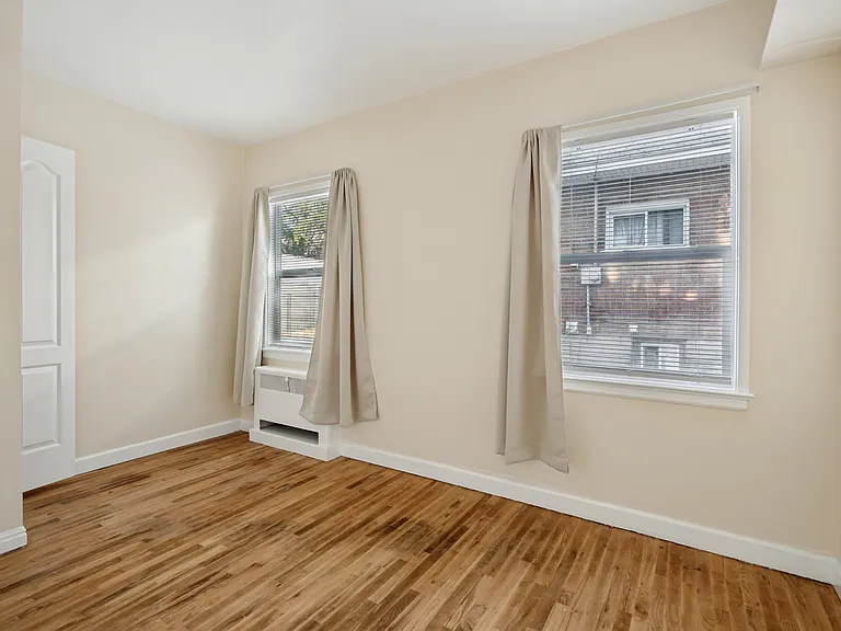 734 E 23rd St S #2 — Photo 16