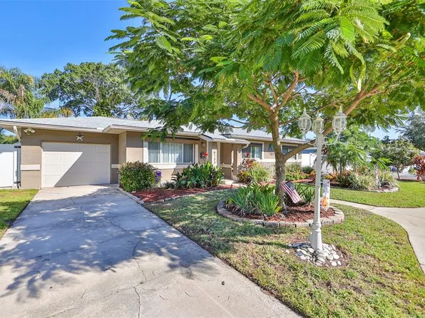 6133 Fairfield Ave S, Saint Petersburg, FL 33707