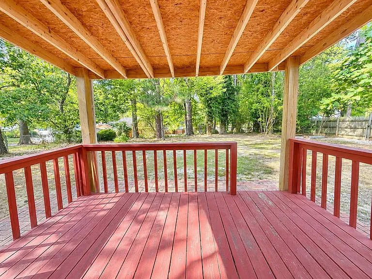2312 Sierra Dr — Photo 11