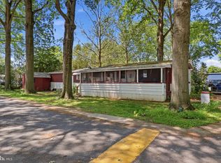 82 Malibu Blvd, Carlisle, PA 17015
