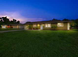 1339 SE Petunia Ave, Port Saint Lucie, FL 34952