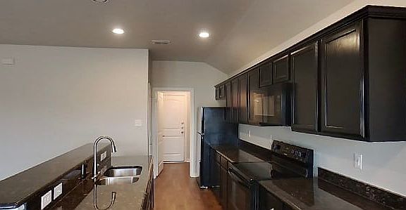 3rd image of 9005 Curacao Dr