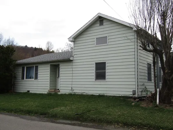 271 Canada Rd, Covington, PA 16917