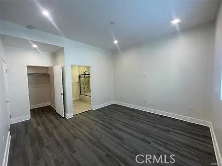 6445 Woodley Ave #101 — Photo 8