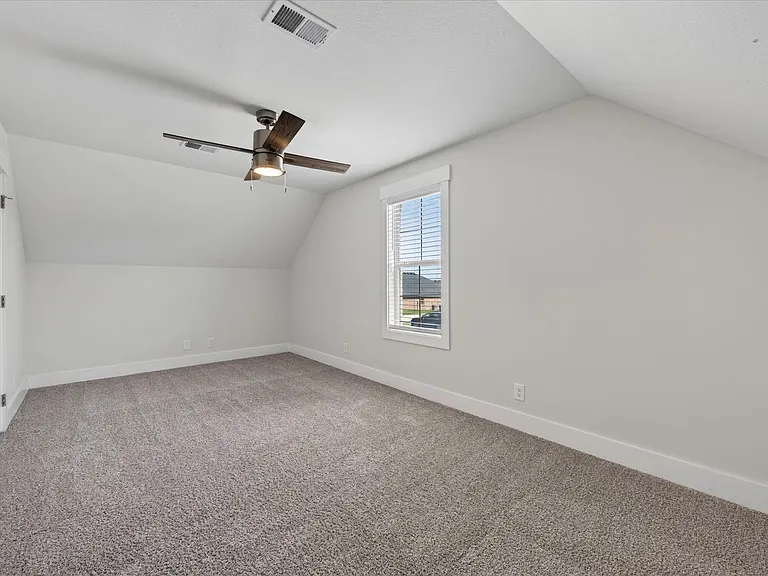 393 Frontier Dr — Photo 29