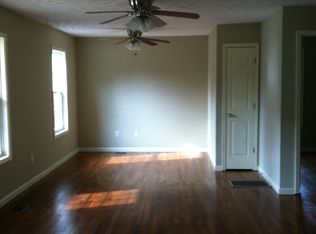 3 Carmichael Cir, Newnan, GA 30263