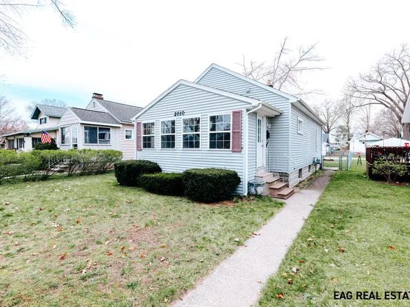 2010 Mills Ave, Muskegon, MI 49445