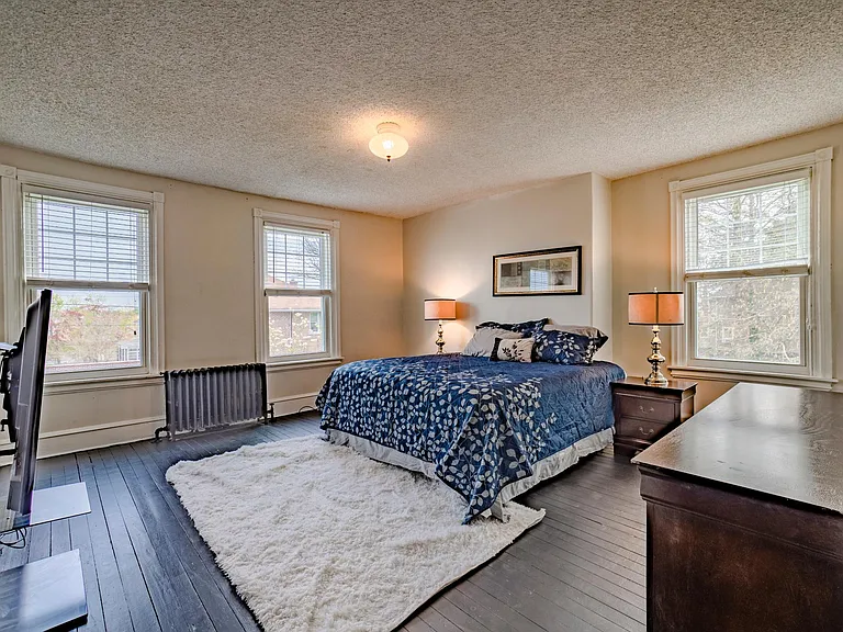 Room #1 (master)