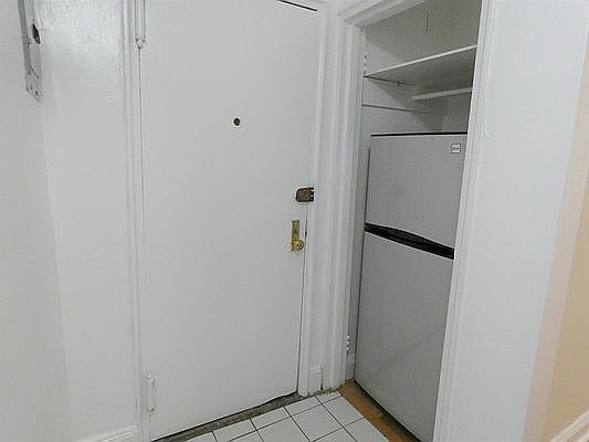 3rd image of 587 1st Ave APT 4F