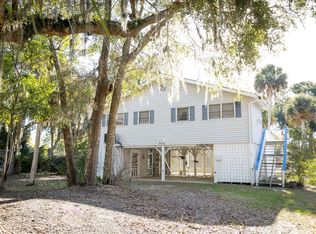 204 Jungle Rd, Edisto Island, SC 29438