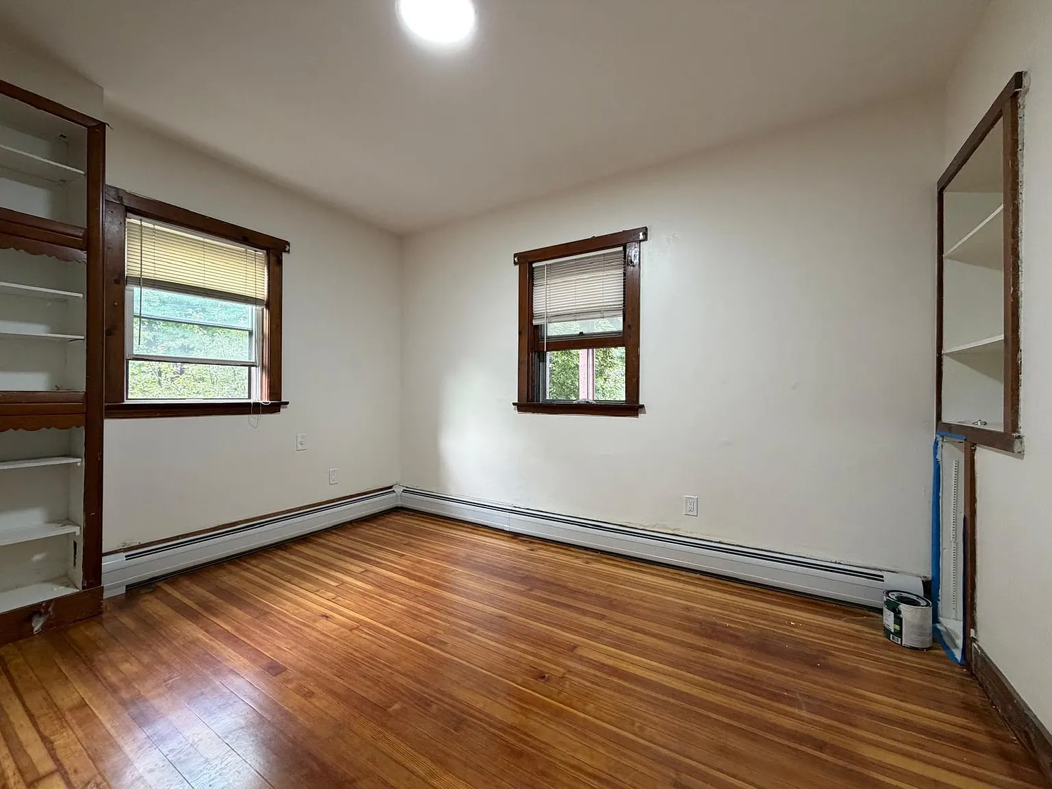 4 bed, $4,000 — Photo 4