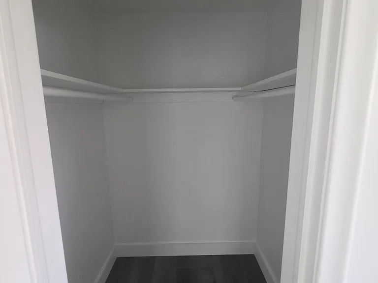 117 SE 2nd Ave #1 — Photo 12