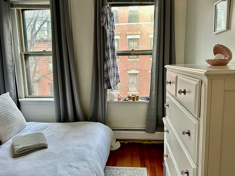 17 Irving St #9 — Photo 10