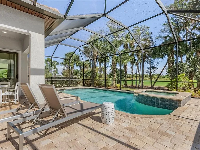 9248 Cormorant Dr — Photo 14