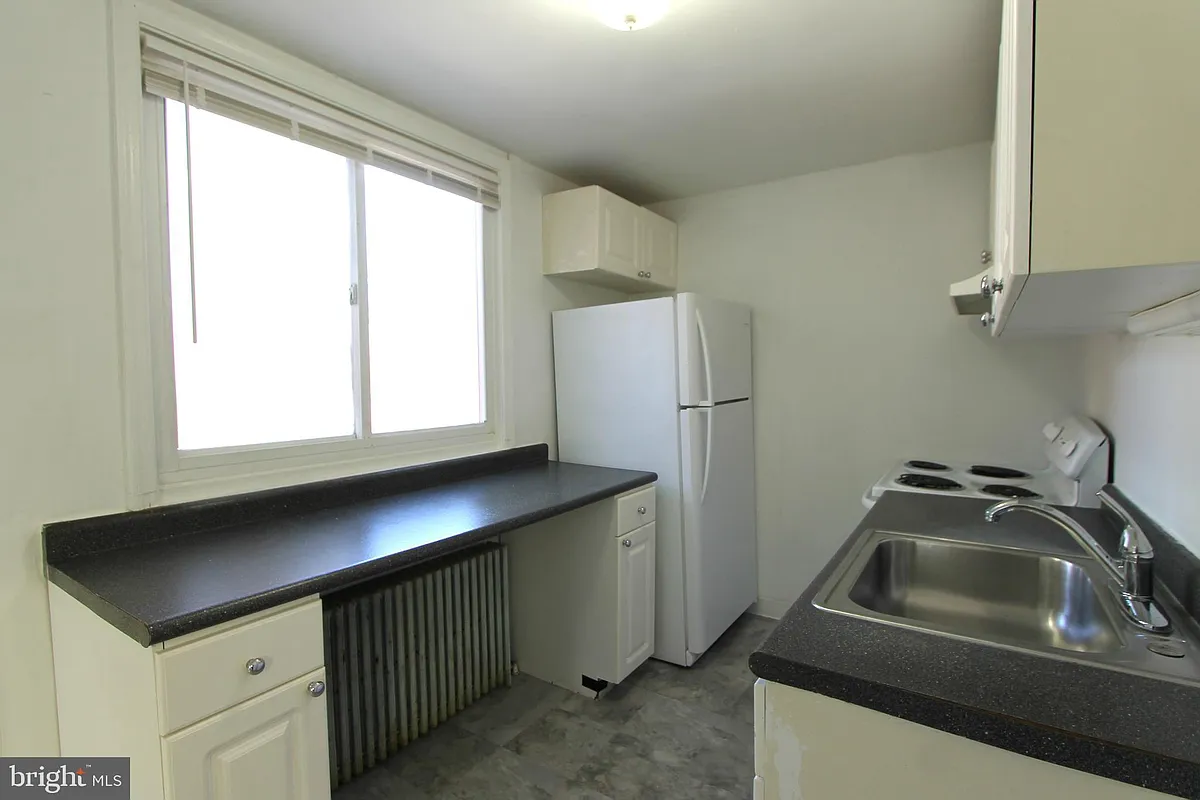 Building Photo - 6711 E Pleasant Pl #2