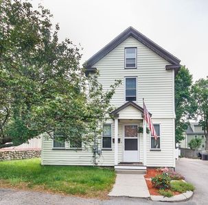 17 Flood St, Waltham, MA, 02453