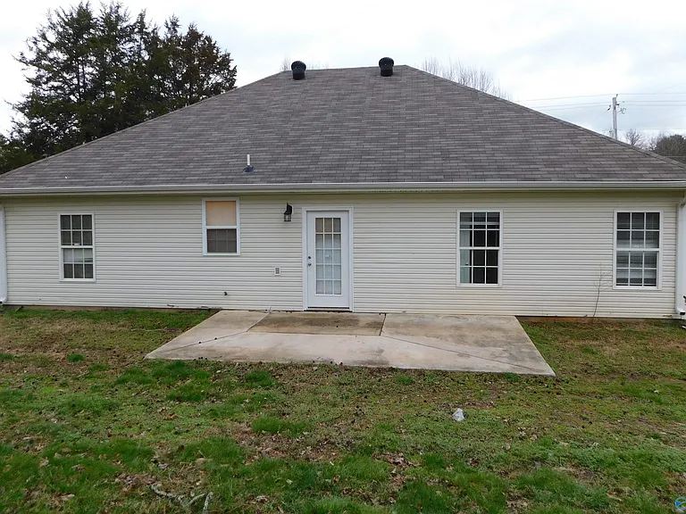 1386 Harvest Rd — Photo 3