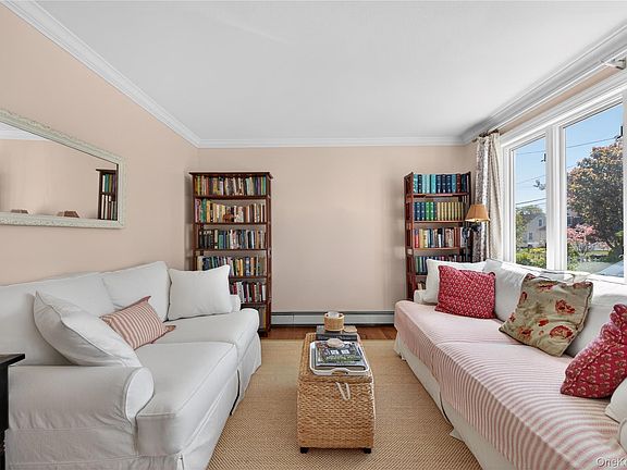 3rd image of 27 Spruce Street