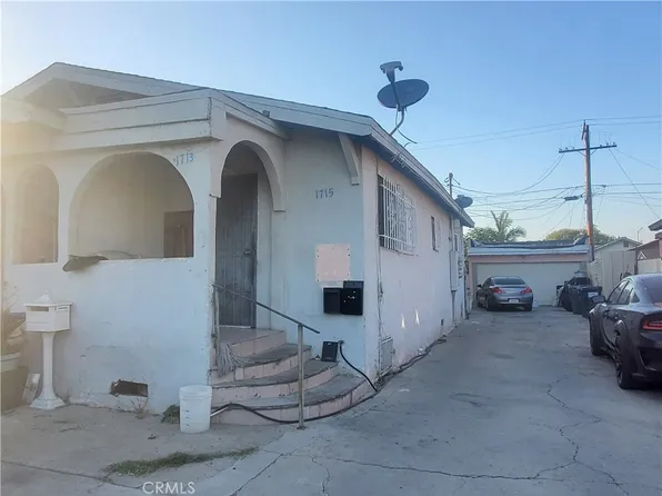 1715 E 70th St, Los Angeles, CA 90001