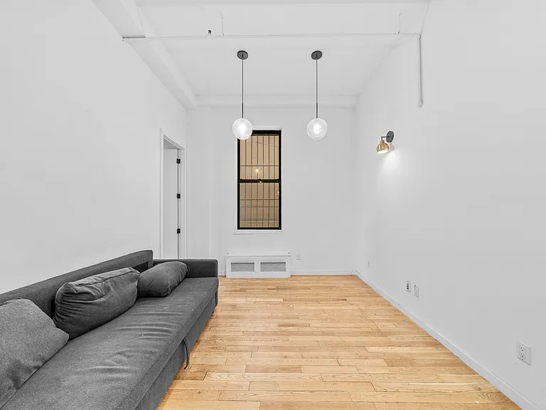 584 Myrtle Ave #1B — Photo 13