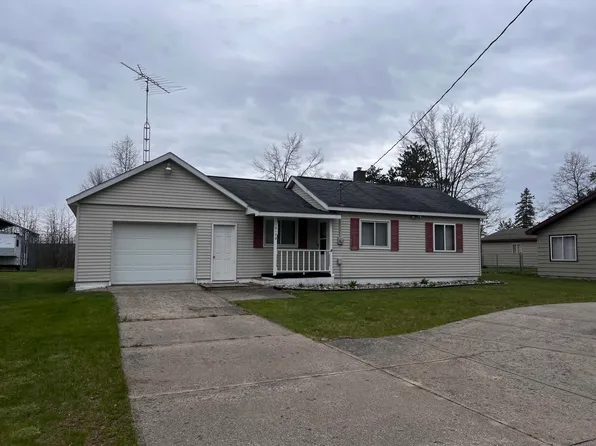 10170 Pinewood Rd, Saint Helen, MI 48656