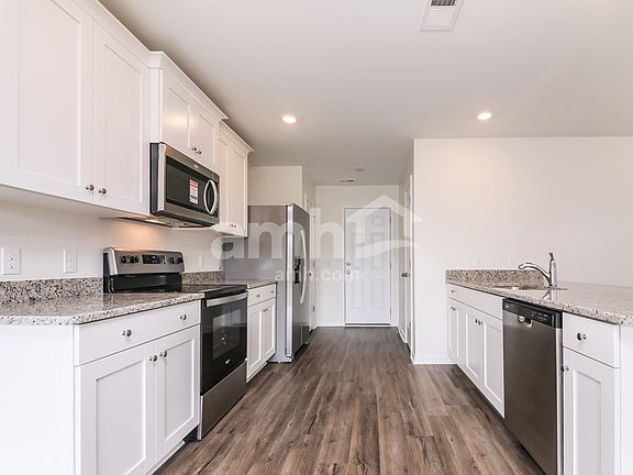 4th image of 1414 John Swann St