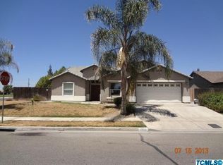 1904 W Sandalwood Ave, Tulare, CA 93274