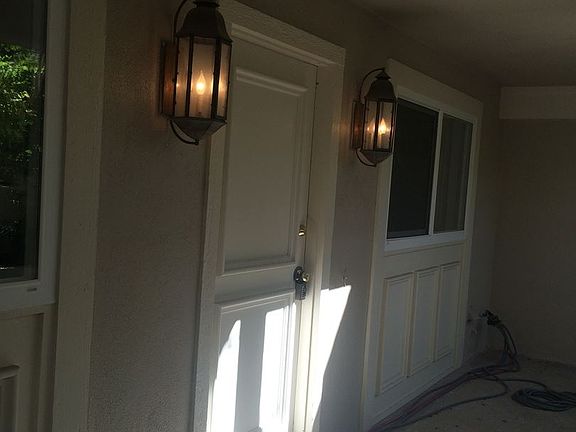 3rd image of 14666 Fieldstone Dr