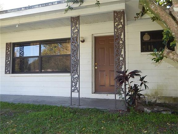 3rd image of 2703 Thelma Dr