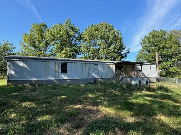 591 Fire Tower Rd, Dickson, TN 37055