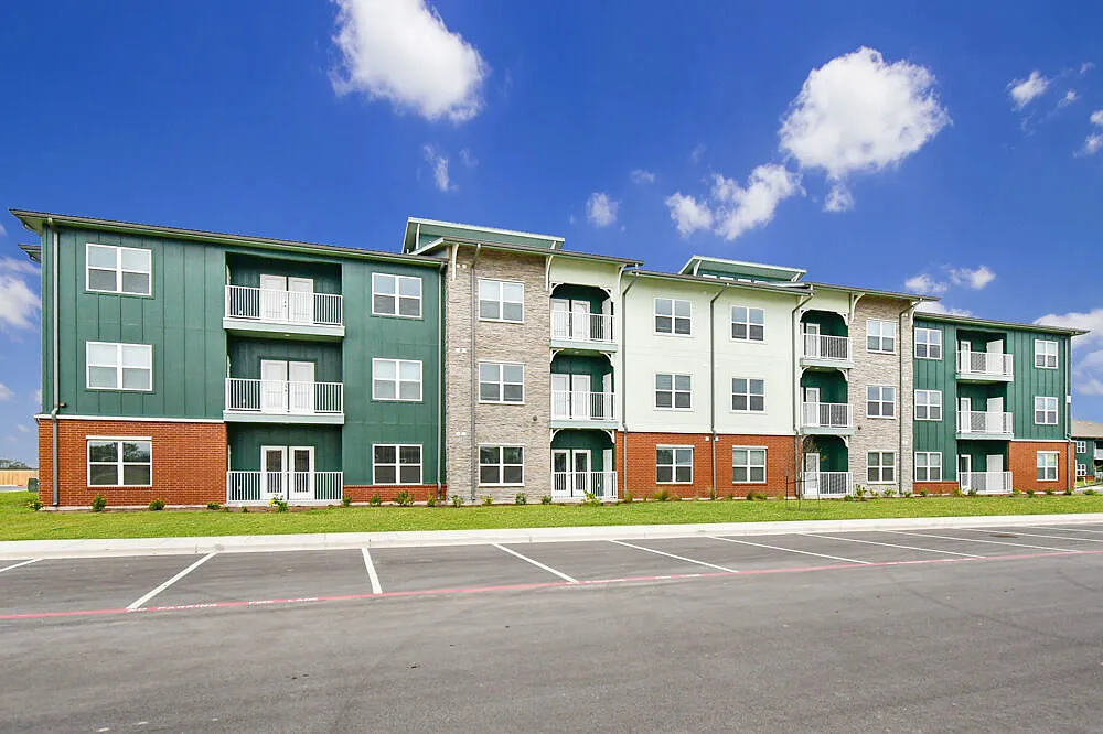 Primrose Village Apartments — Photo 2