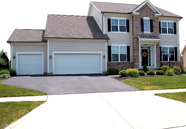 1st image of 3369 Winding Woods Dr