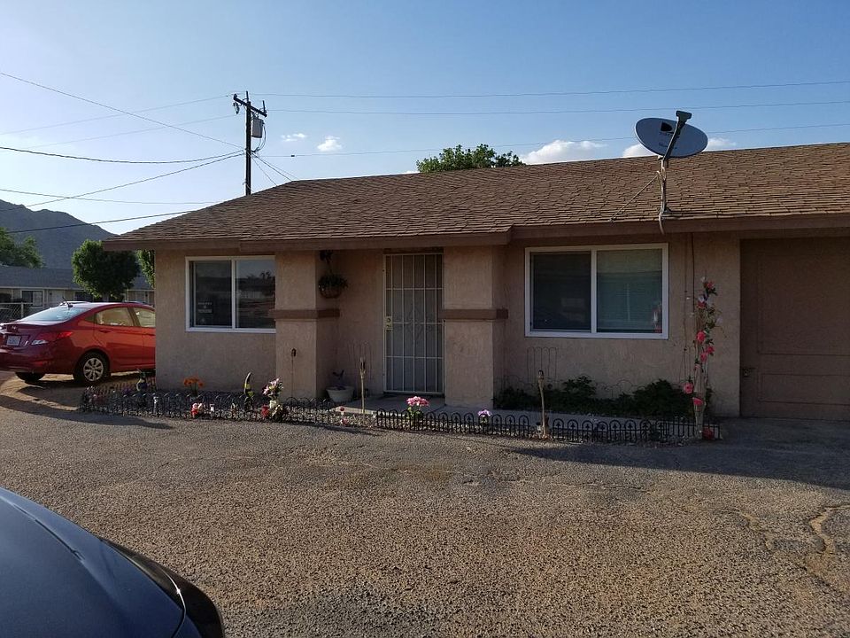 Unit 1 Front Unit facing street