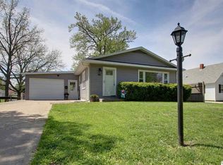 1736 Jackson St, Quincy, IL 62301