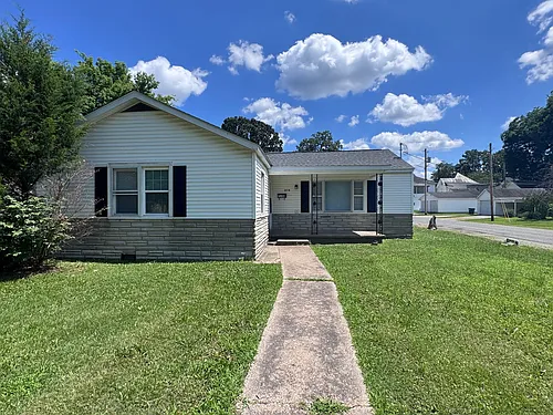 2230 Monroe St Photo 1