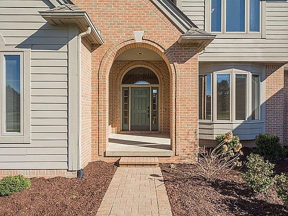2nd image of 343 Crestway Ct