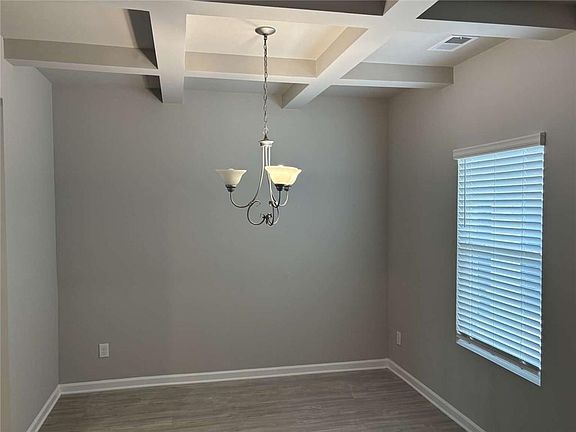 4th image of 940 Fellowship Rd