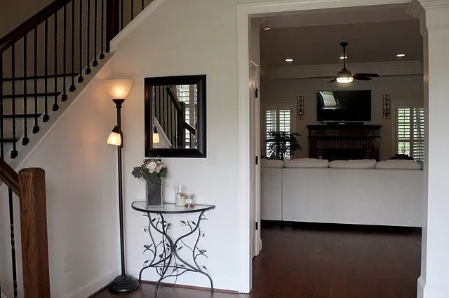 The Perfect 4BR Home with Bonus Space & Community Pool — Photo 3