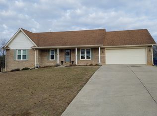 110 Oak Meadow Dr, Somerset, KY 42503
