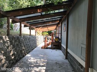 16504 NW Wapato Dr, Portland, OR 97231