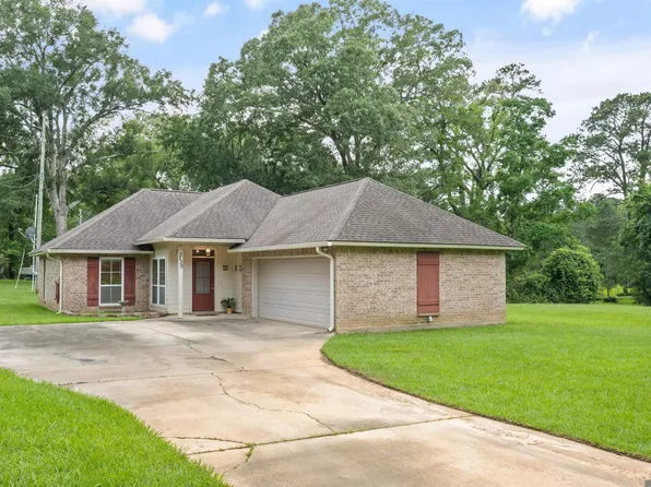 11230 Toler St, Clinton, LA 70722