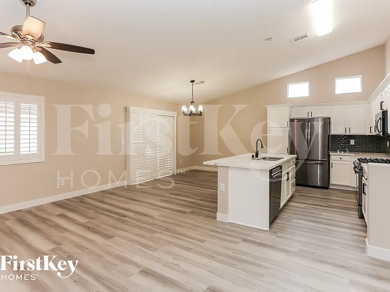 6009 Winter Meadow St — Photo 3