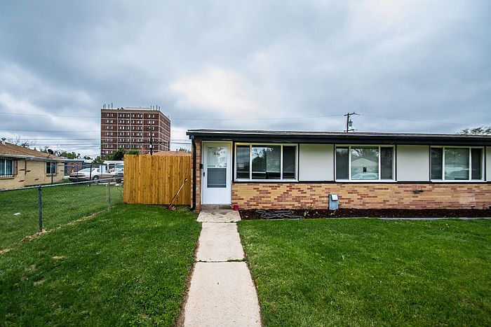 1st image of 5046 E 35th Ave